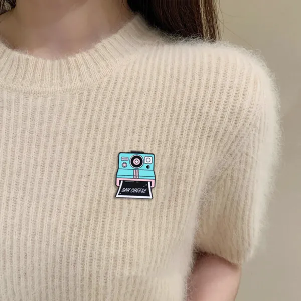 Single pin on sweater